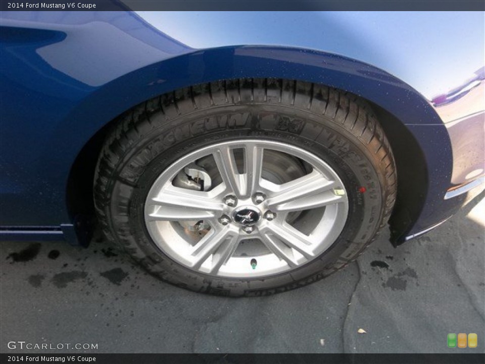 2014 Ford Mustang V6 Coupe Wheel and Tire Photo #79077502