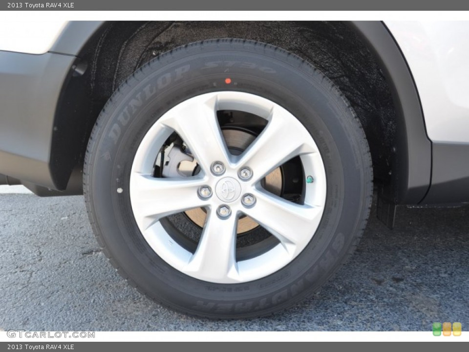 2013 Toyota RAV4 XLE Wheel and Tire Photo #79078481