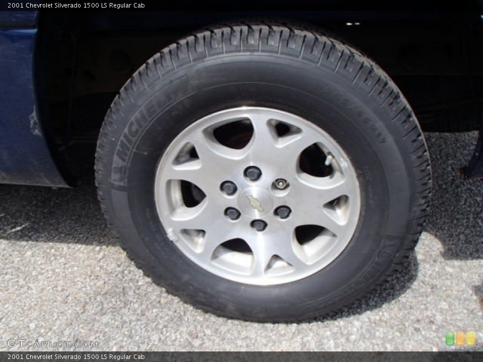 2001 Chevrolet Silverado 1500 LS Regular Cab Wheel and Tire Photo #79203172