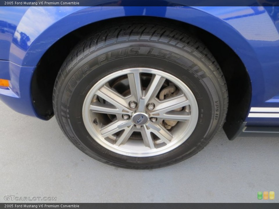 2005 Ford Mustang V6 Premium Convertible Wheel and Tire Photo #79223359