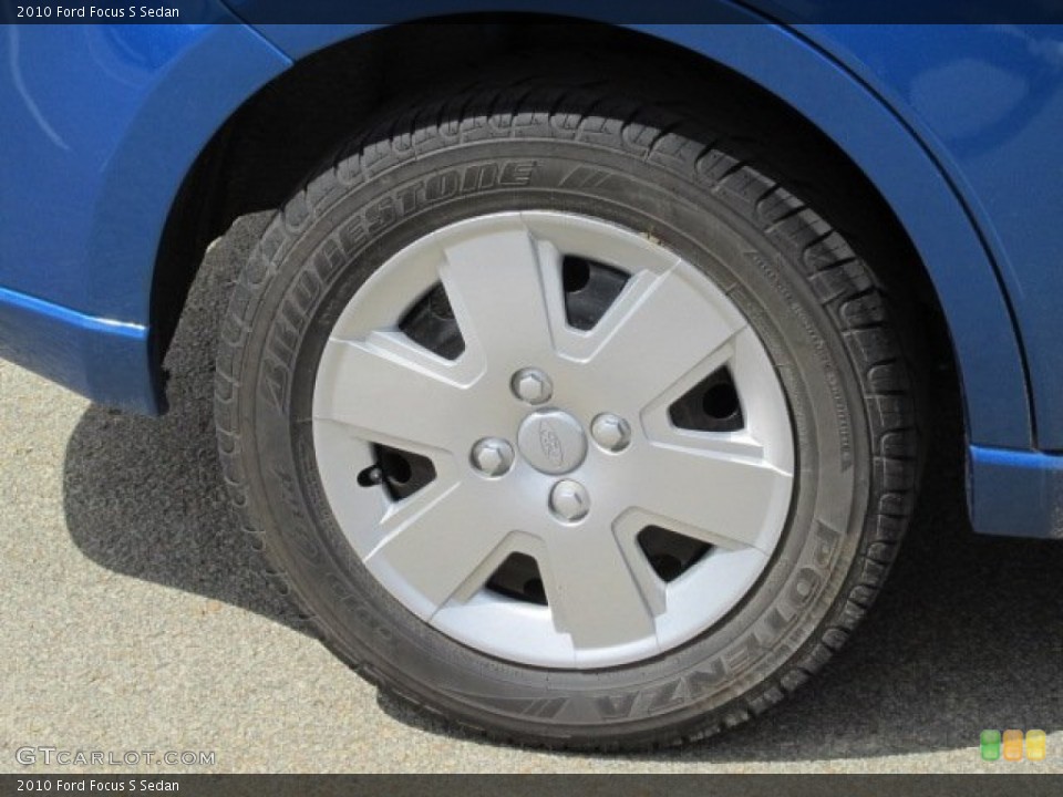 2010 Ford Focus Wheels and Tires