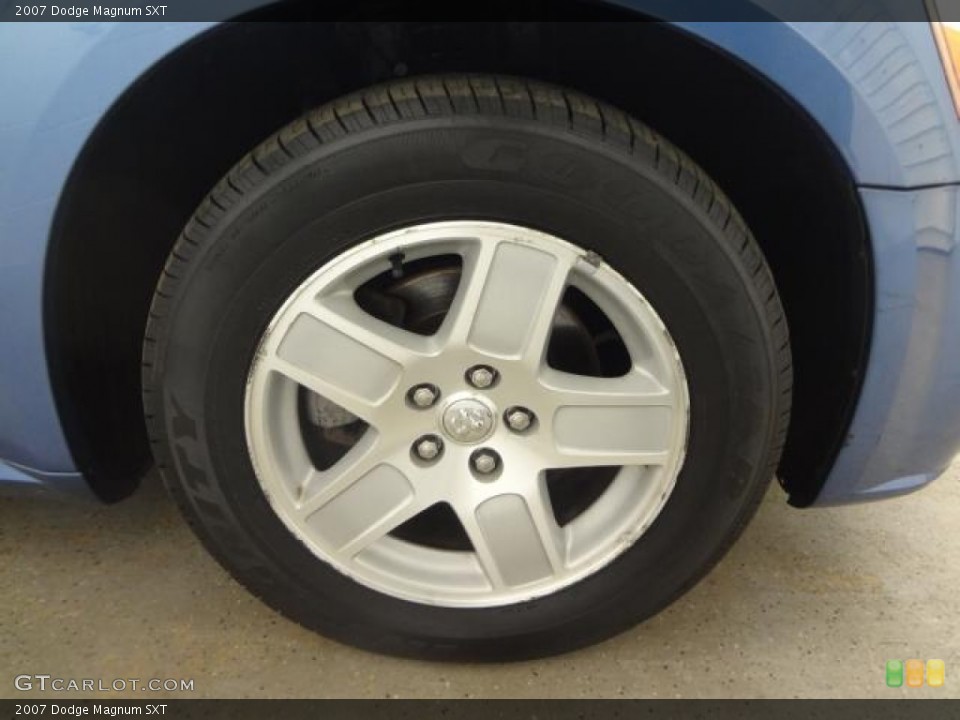 2007 Dodge Magnum SXT Wheel and Tire Photo #79324495