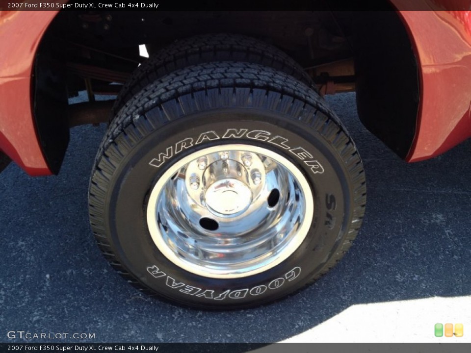 2007 Ford F350 Super Duty XL Crew Cab 4x4 Dually Wheel and Tire Photo #79435235