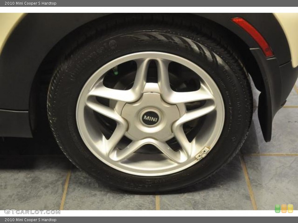 2010 Mini Cooper S Hardtop Wheel and Tire Photo #79447217