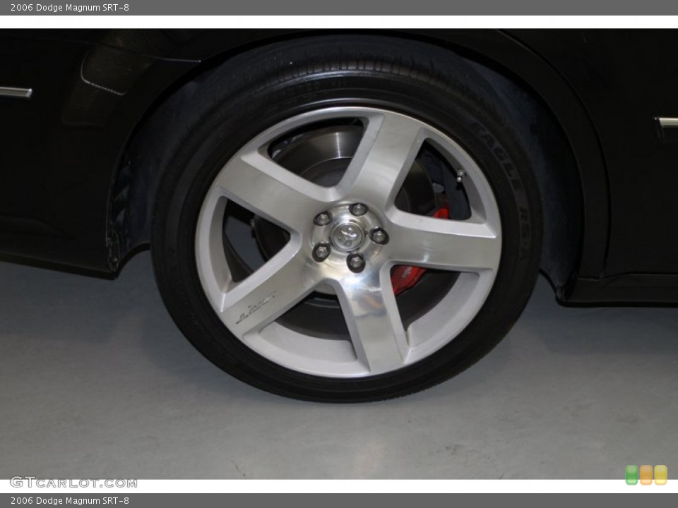 2006 Dodge Magnum SRT-8 Wheel and Tire Photo #79465274