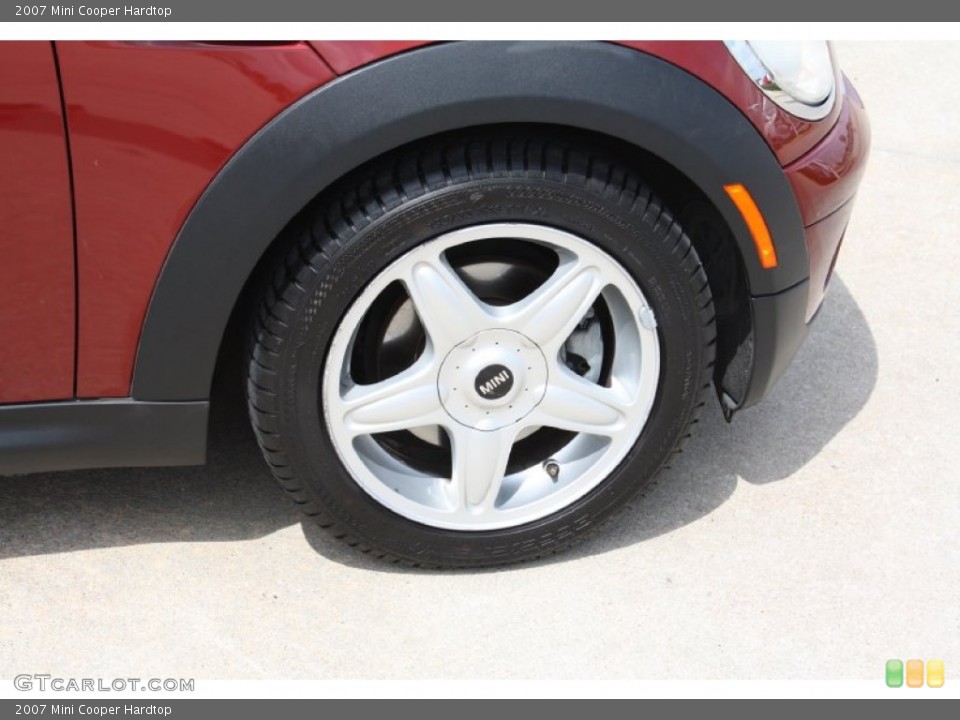 2007 Mini Cooper Hardtop Wheel and Tire Photo #79477903