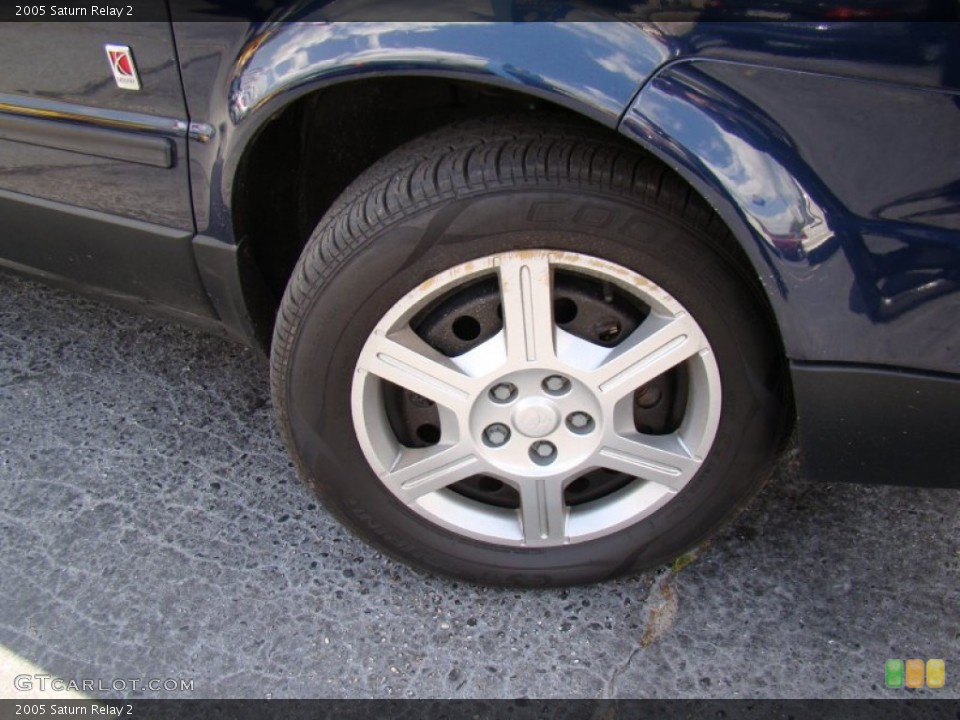 2005 Saturn Relay Wheels and Tires