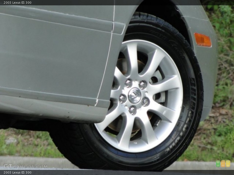 2003 Lexus ES 300 Wheel and Tire Photo #79612480