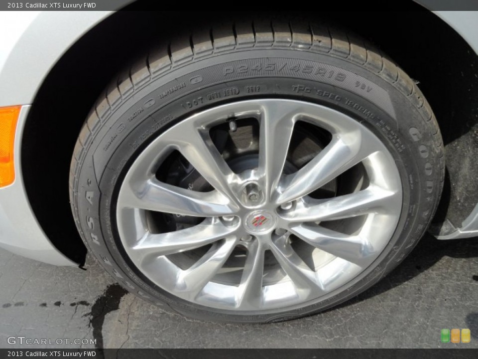2013 Cadillac XTS Luxury FWD Wheel and Tire Photo #79618186