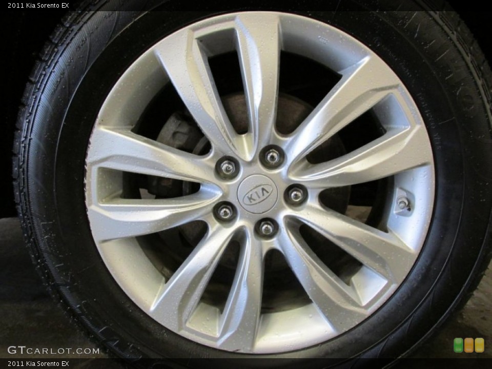 2011 Kia Sorento Wheels and Tires