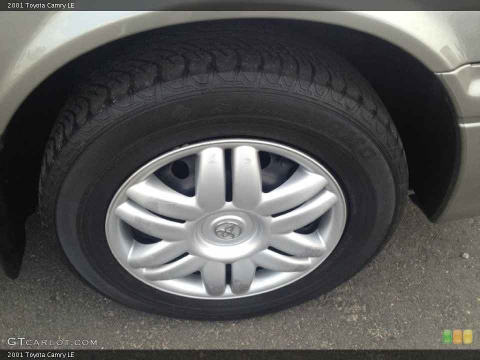 2001 Toyota Camry LE Wheel and Tire Photo #79645727