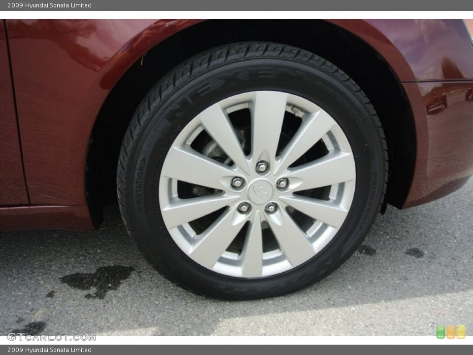 2009 Hyundai Sonata Limited Wheel and Tire Photo #79677105
