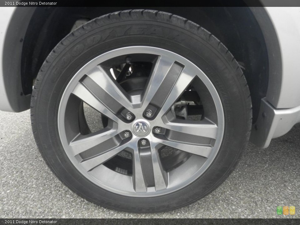 2011 Dodge Nitro Detonator Wheel and Tire Photo #79689637