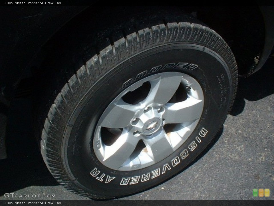 2009 Nissan Frontier SE Crew Cab Wheel and Tire Photo #79753478