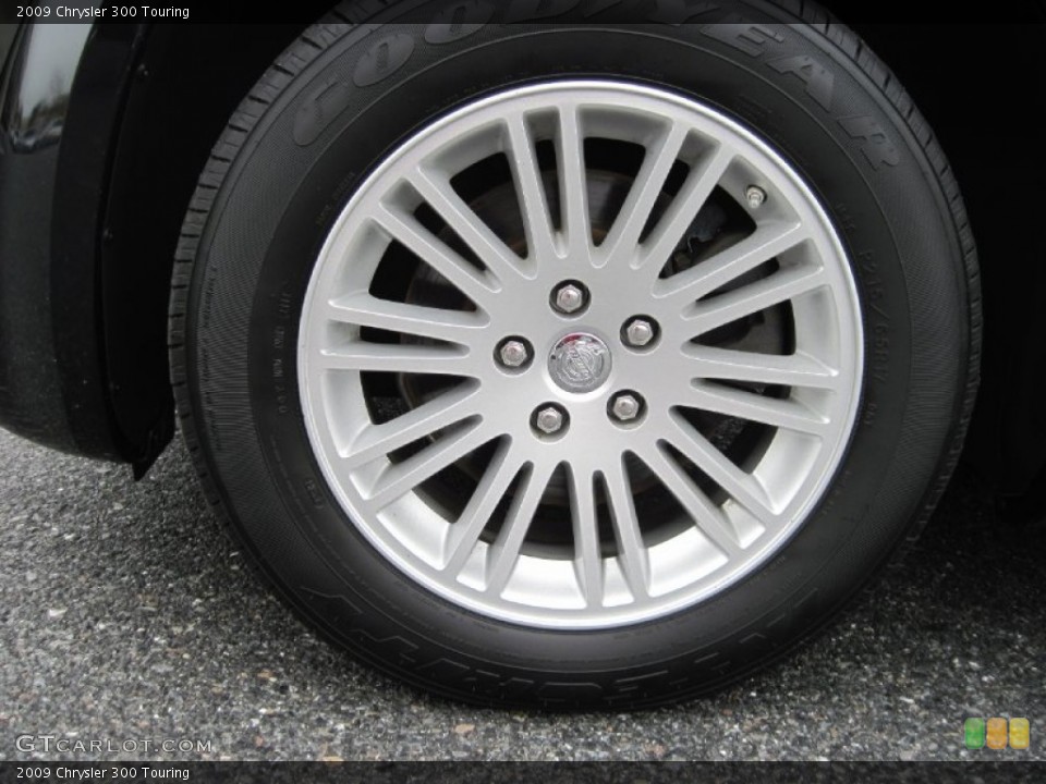 2009 Chrysler 300 Touring Wheel and Tire Photo #79754503