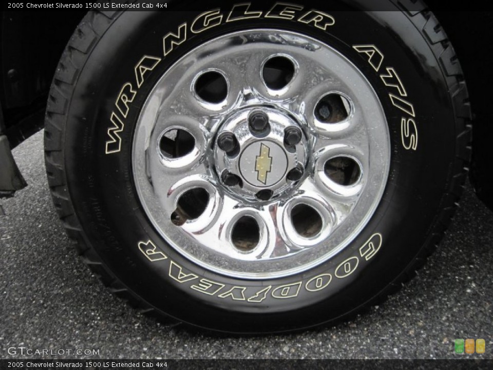 2005 Chevrolet Silverado 1500 LS Extended Cab 4x4 Wheel and Tire Photo #79755147