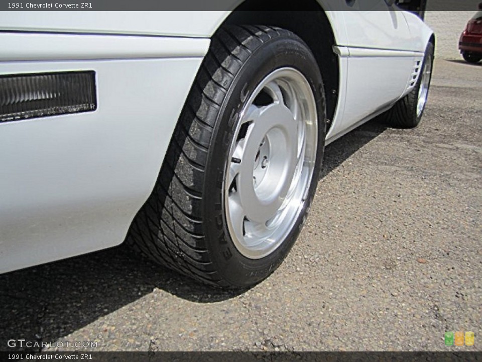 1991 Chevrolet Corvette ZR1 Wheel and Tire Photo #79757621