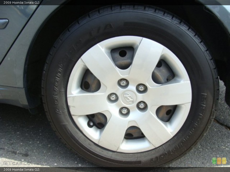 2009 Hyundai Sonata GLS Wheel and Tire Photo #79772477