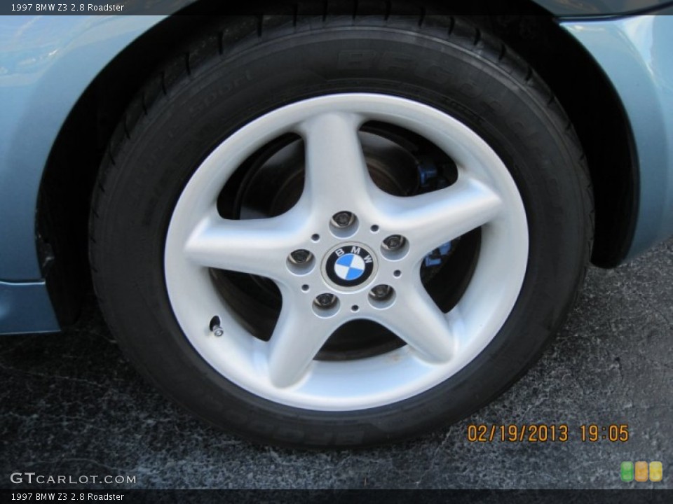 1997 BMW Z3 2.8 Roadster Wheel and Tire Photo #79829155