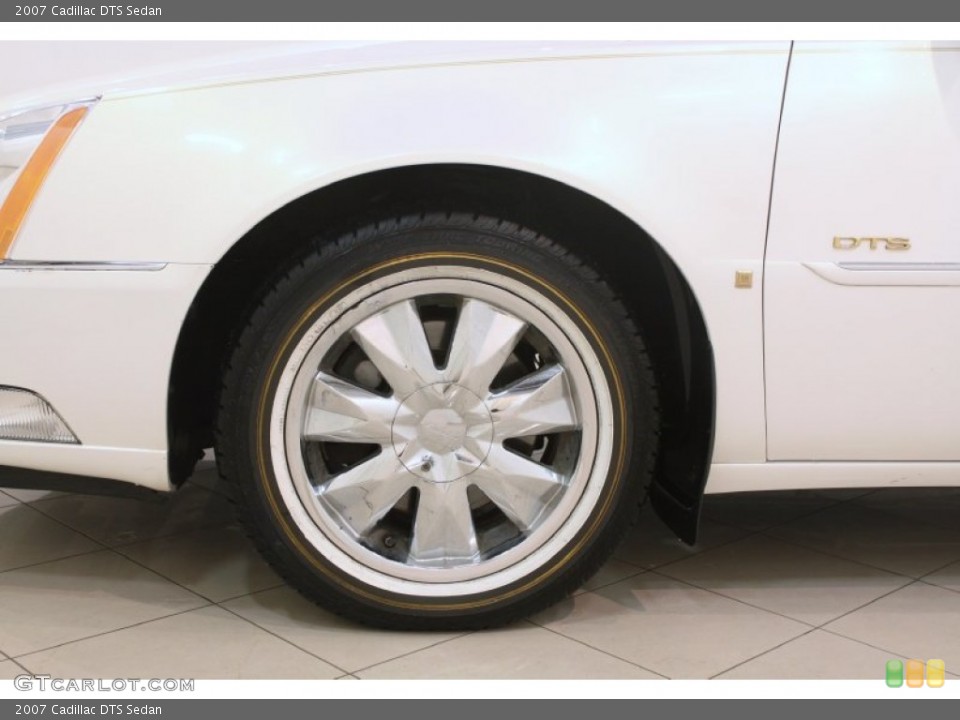 2007 Cadillac DTS Custom Wheel and Tire Photo #79863481