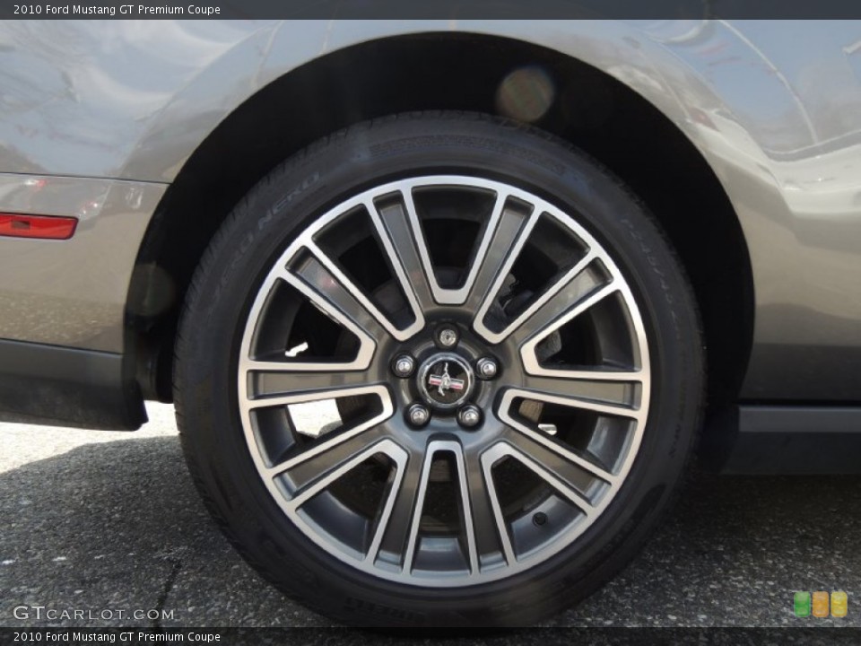 2010 Ford Mustang GT Premium Coupe Wheel and Tire Photo #79891045