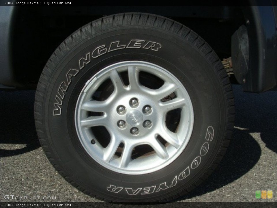 2004 Dodge Dakota SLT Quad Cab 4x4 Wheel and Tire Photo #79895566