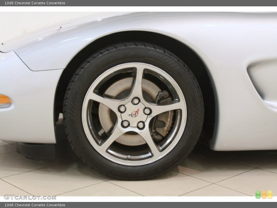 1998 Chevrolet Corvette Convertible Wheel and Tire Photo #79967540