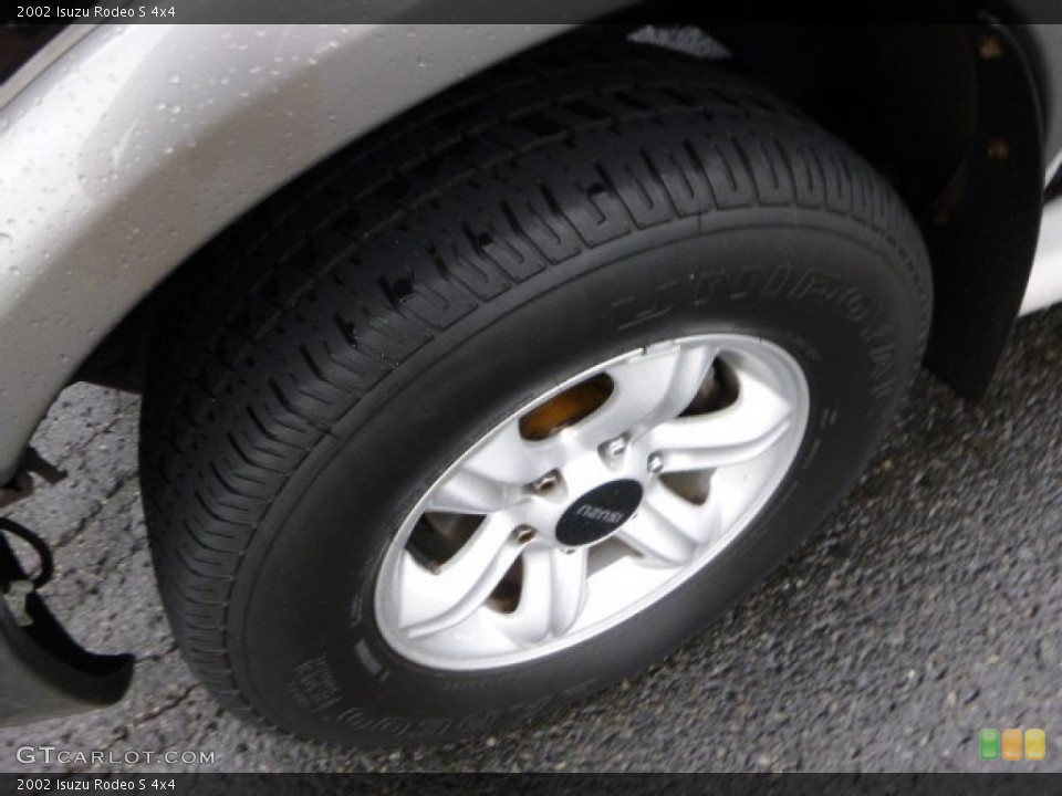 2002 Isuzu Rodeo S 4x4 Wheel and Tire Photo #80004284
