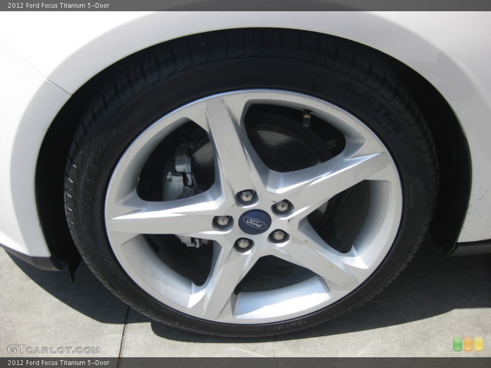 2012 Ford Focus Titanium 5-Door Wheel and Tire Photo #80200455