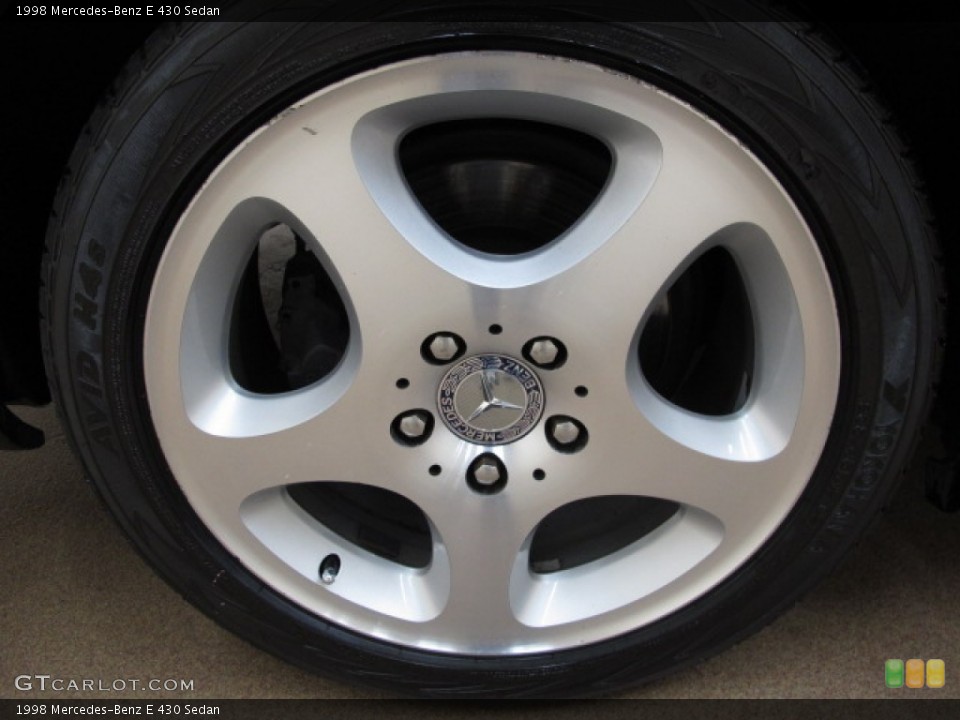 1998 Mercedes-Benz E 430 Sedan Wheel and Tire Photo #80221021