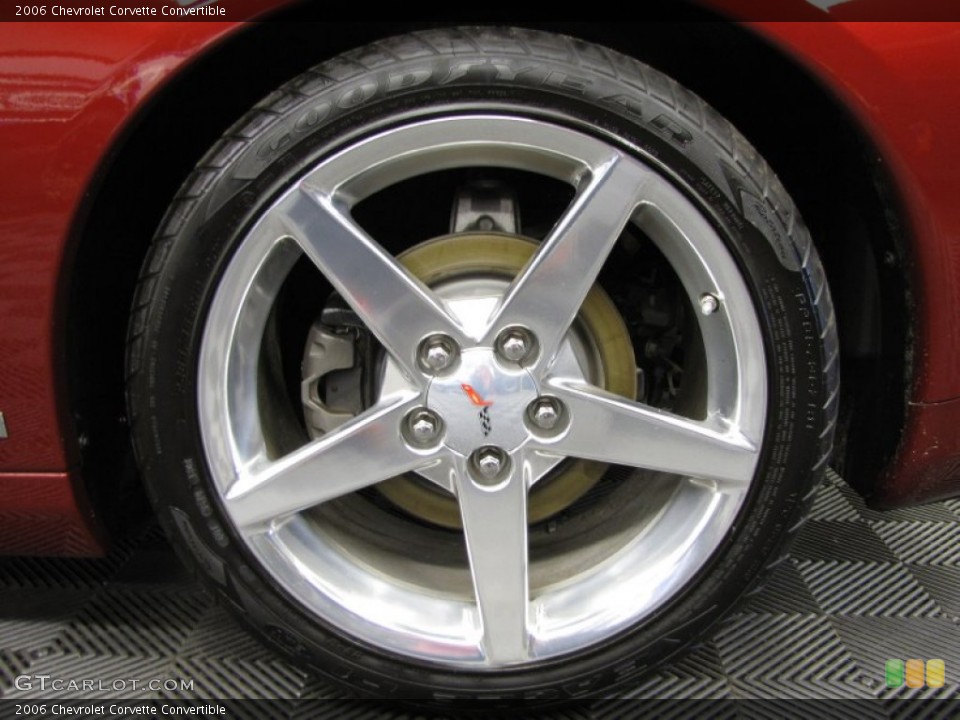 2006 Chevrolet Corvette Convertible Wheel and Tire Photo #80222952