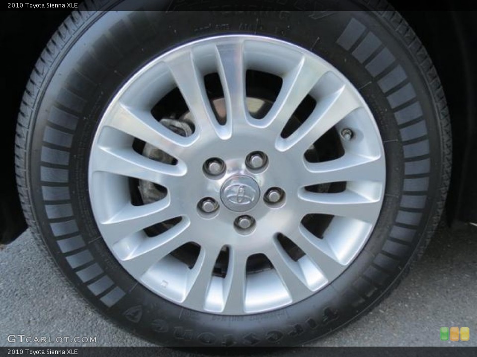 2010 Toyota Sienna XLE Wheel and Tire Photo #80364805