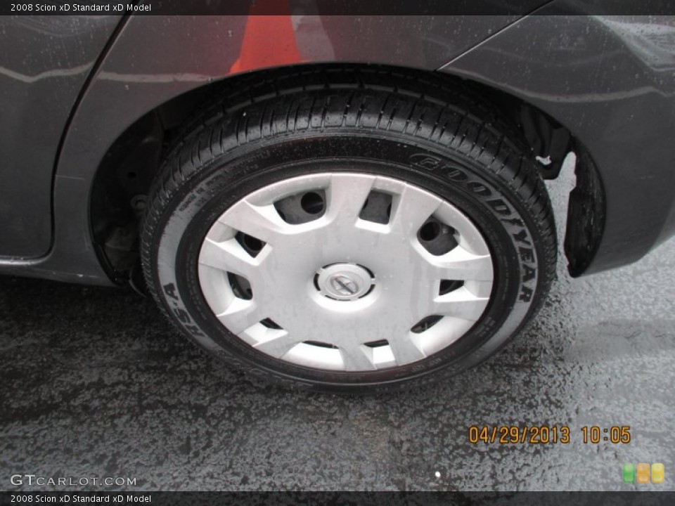 2008 Scion xD  Wheel and Tire Photo #80402060