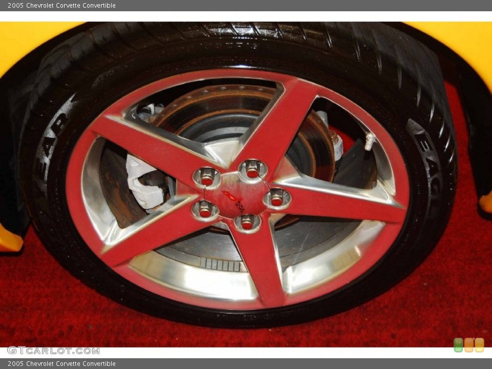 2005 Chevrolet Corvette Convertible Wheel and Tire Photo #80468388