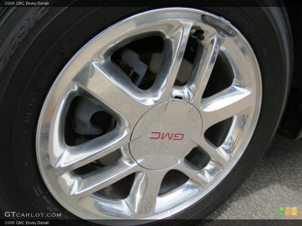 2006 GMC Envoy Denali Wheel and Tire Photo #80578669