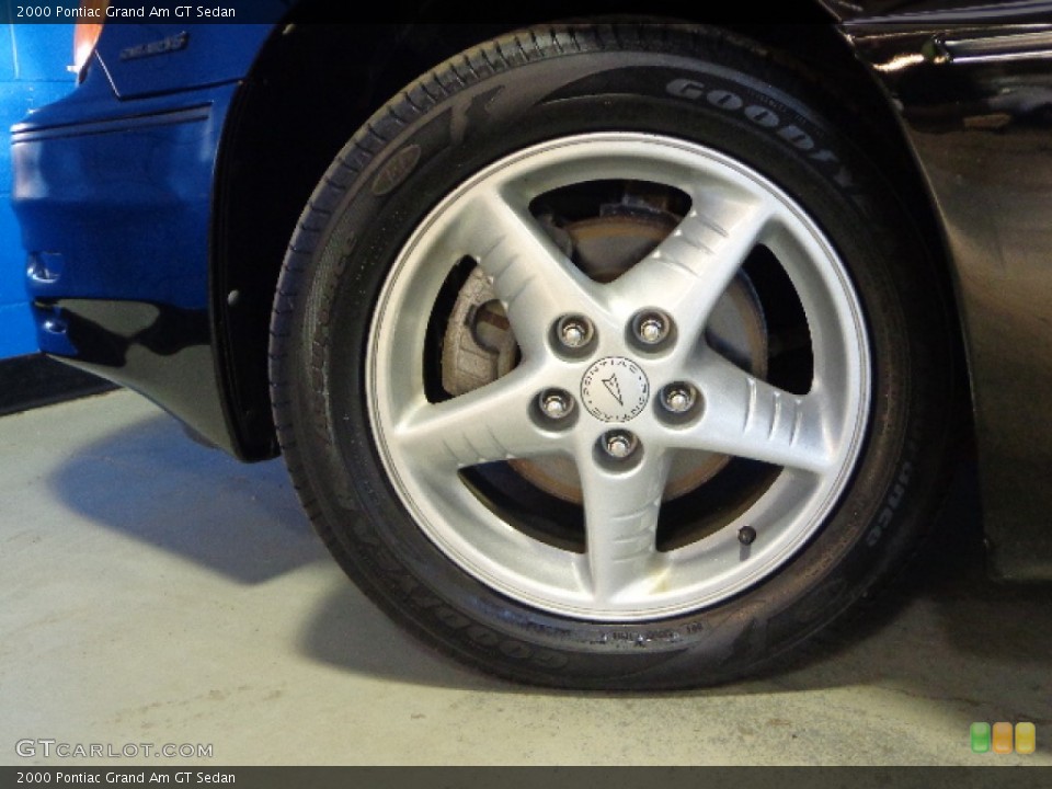 2000 Pontiac Grand Am GT Sedan Wheel and Tire Photo #80643340