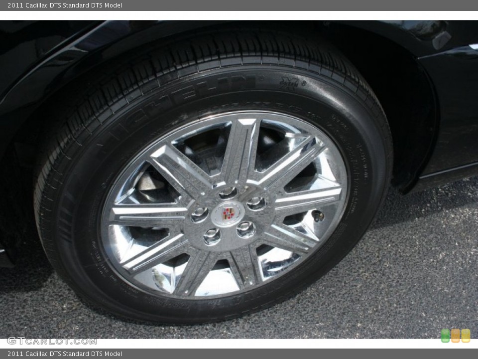 2011 Cadillac DTS Wheels and Tires