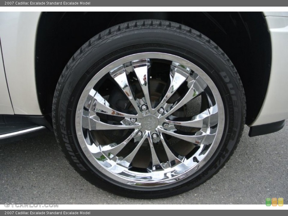2007 Cadillac Escalade Custom Wheel and Tire Photo #80663137