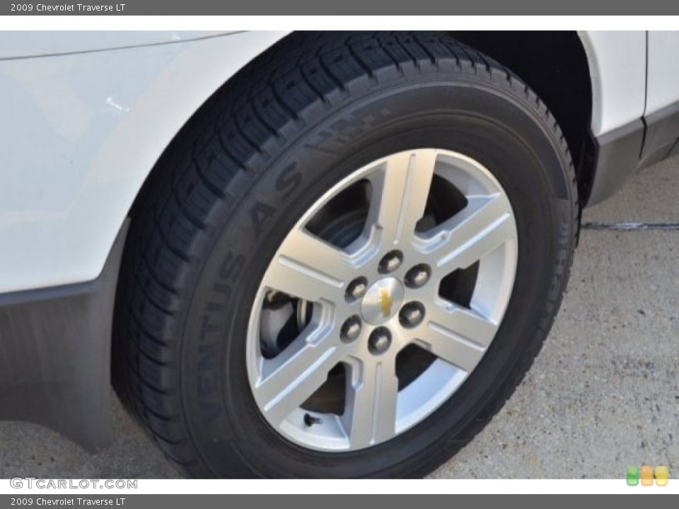 2009 Chevrolet Traverse LT Wheel and Tire Photo #80664975