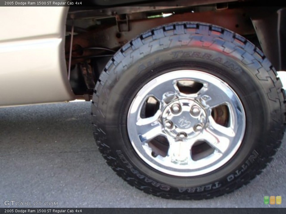 2005 Dodge Ram 1500 ST Regular Cab 4x4 Wheel and Tire Photo #80681461