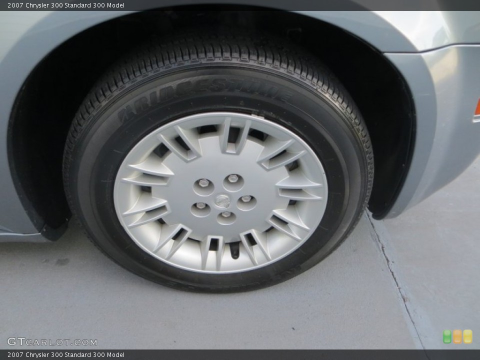 2007 Chrysler 300 Wheels and Tires