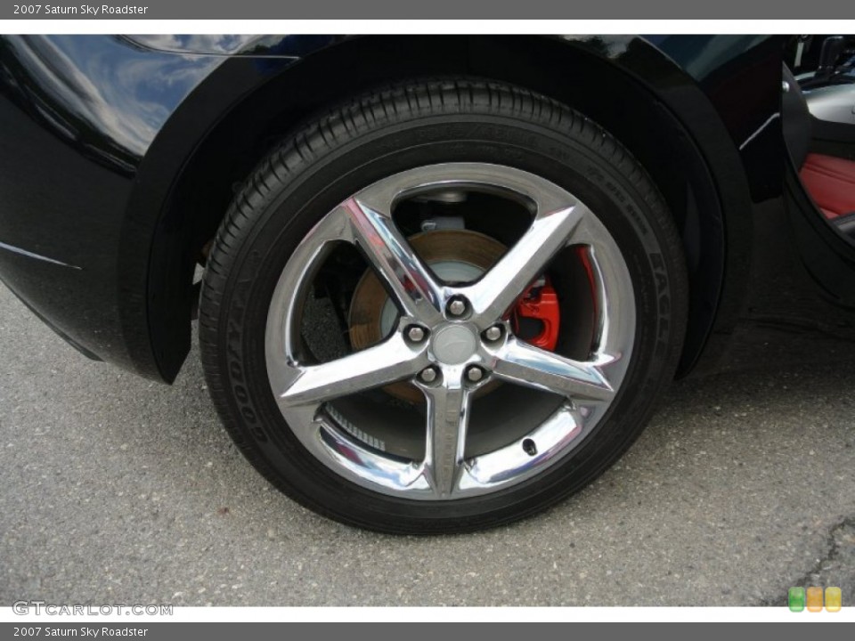 2007 Saturn Sky Roadster Wheel and Tire Photo #80762117