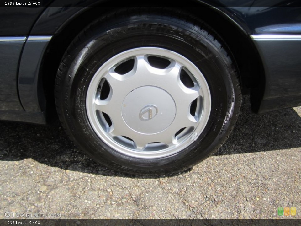 1993 Lexus LS 400 Wheel and Tire Photo #80794563
