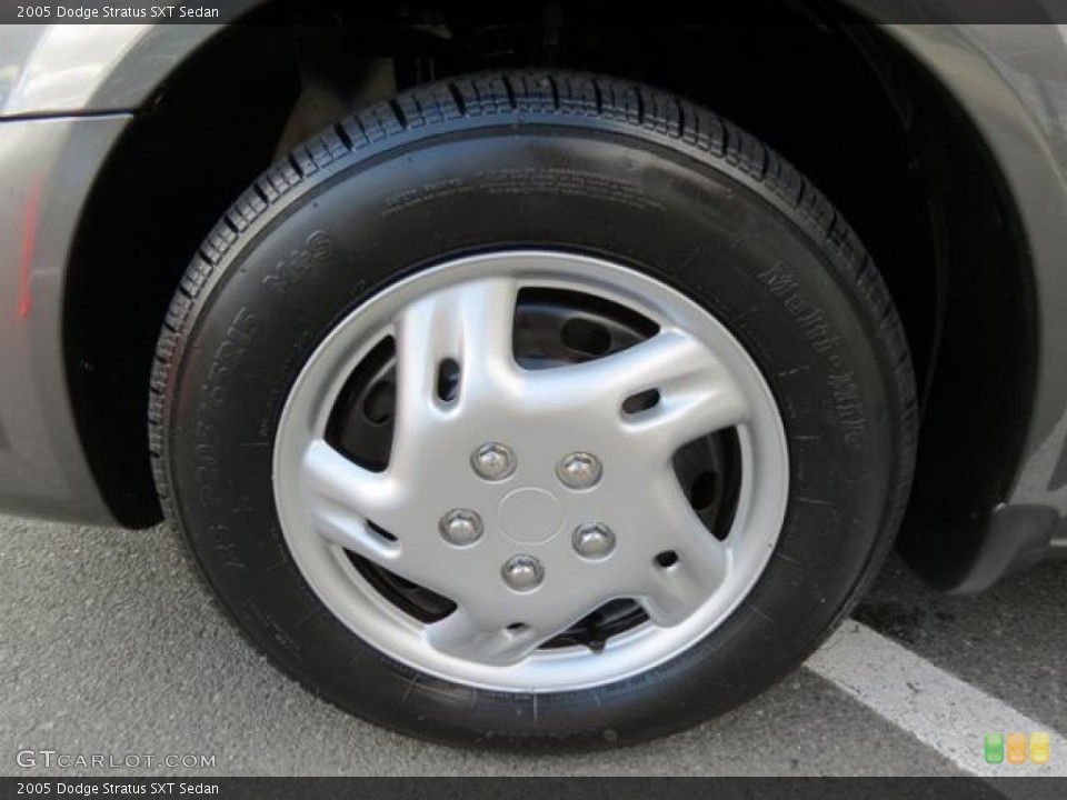 2005 Dodge Stratus SXT Sedan Wheel and Tire Photo #80805031