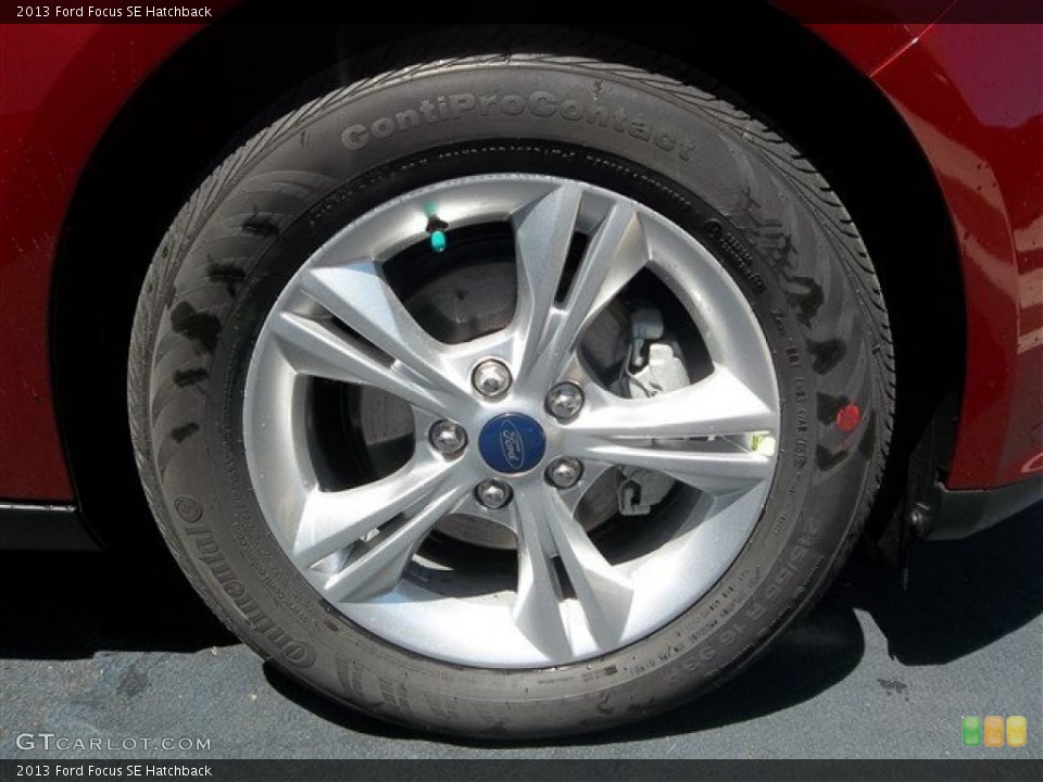 2013 Ford Focus SE Hatchback Wheel and Tire Photo #80847206