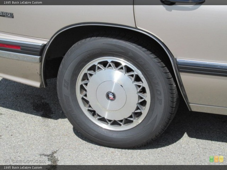 1995 Buick LeSabre Custom Wheel and Tire Photo #80855262