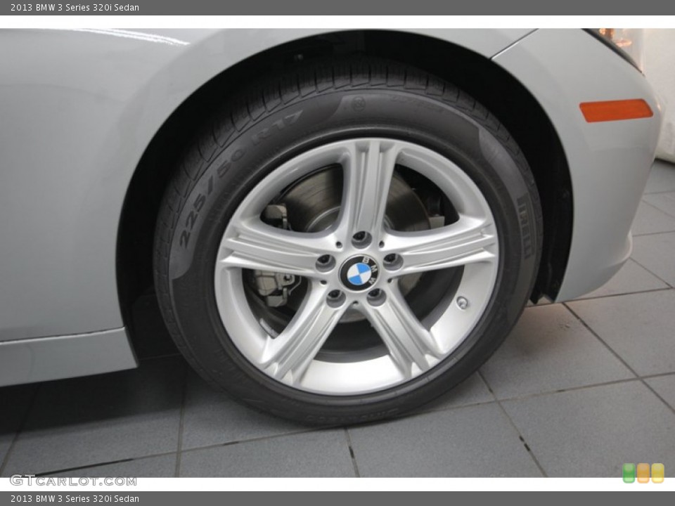 2013 BMW 3 Series 320i Sedan Wheel and Tire Photo #81000637