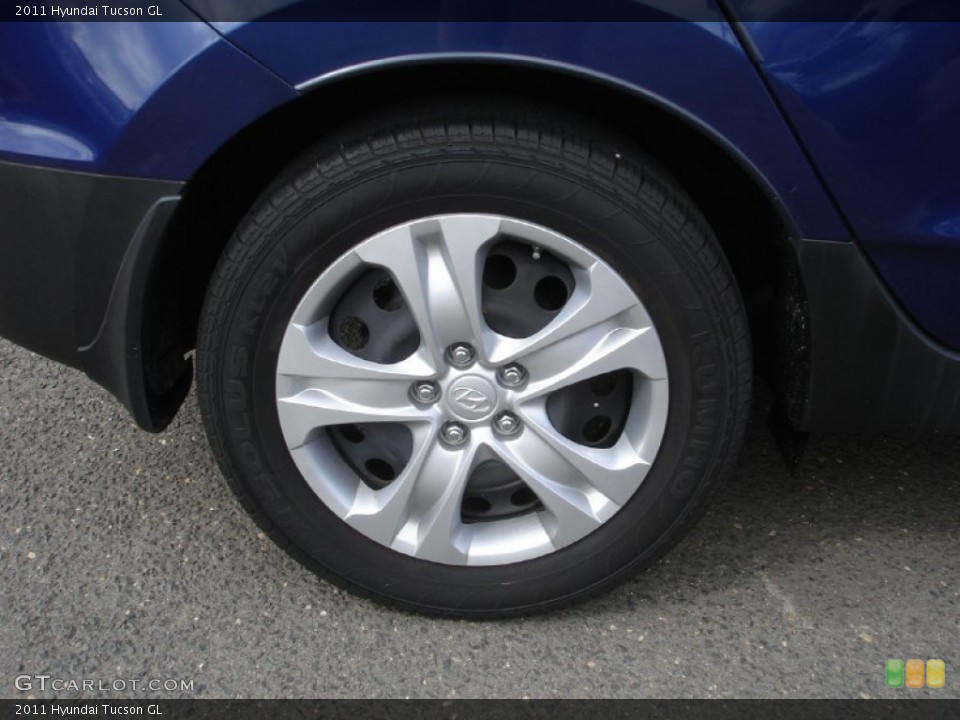 2011 Hyundai Tucson GL Wheel and Tire Photo #81000968