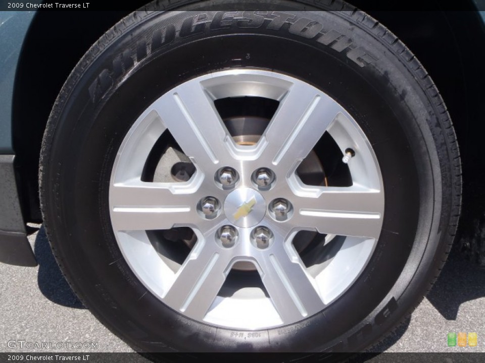 2009 Chevrolet Traverse LT Wheel and Tire Photo #81014586