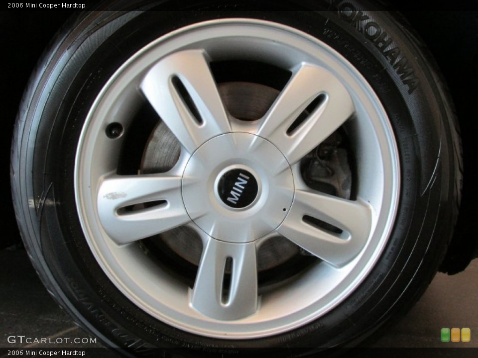 2006 Mini Cooper Hardtop Wheel and Tire Photo #81022237